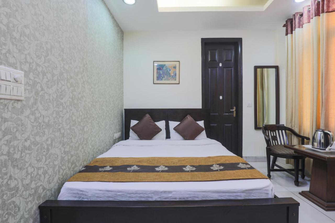 Hermitage By The Cosy Hotels Near Lotus Temple Neu-Delhi Exterior foto